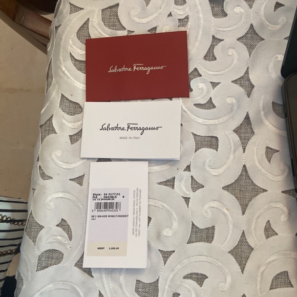 Salvatore Ferragamo briefcase - Picture 10 of 10